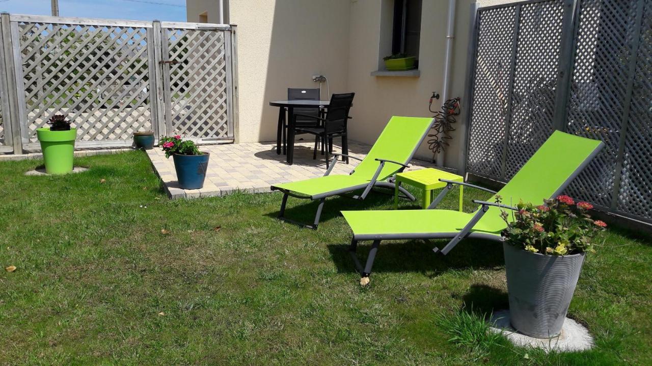 Les Sables Bed & Breakfast Santec Exterior foto